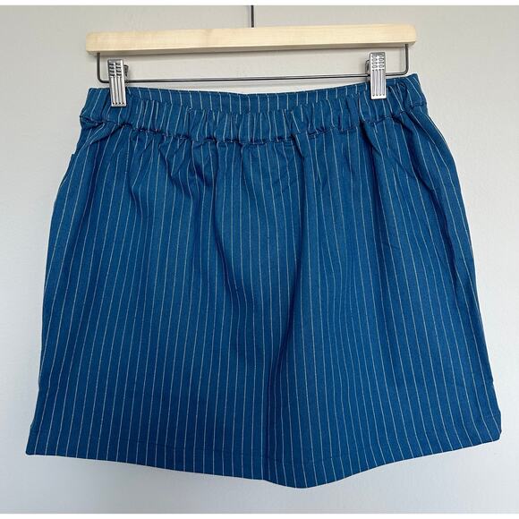 Bailey's Blossom Blue Pin Strips Mini Skirt Size Medium New - Picture 3 of 7